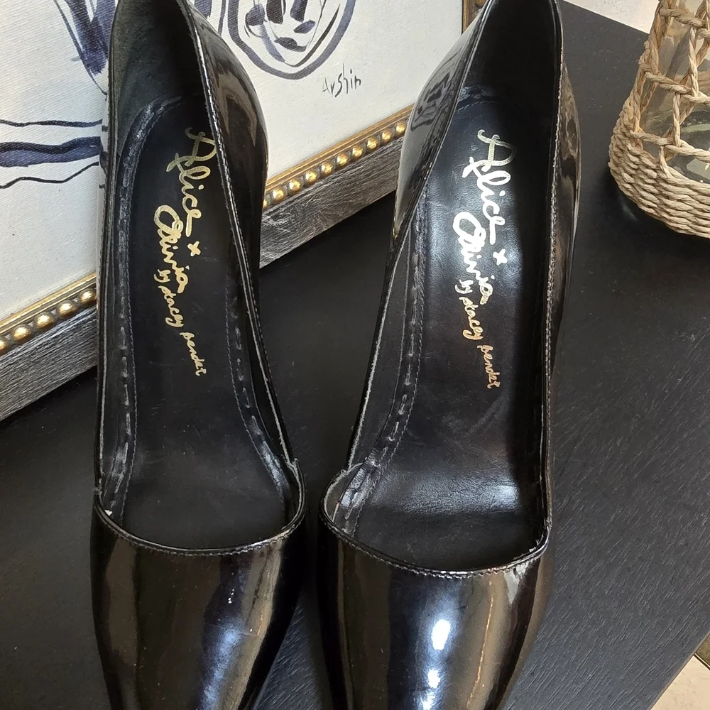 Alice & Olivia by Stacey Bendet Pointed Patent Leather Heels Shoes 38.5 Brasil